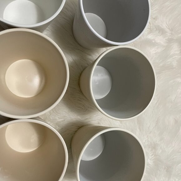 (Set of 6) 5" plastic textured pattern planter pots 2 gray-white & 4 beige - Picture 8 of 10